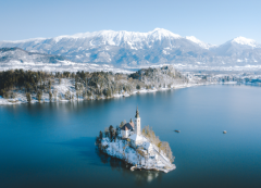 Isla de Bled en nieve
