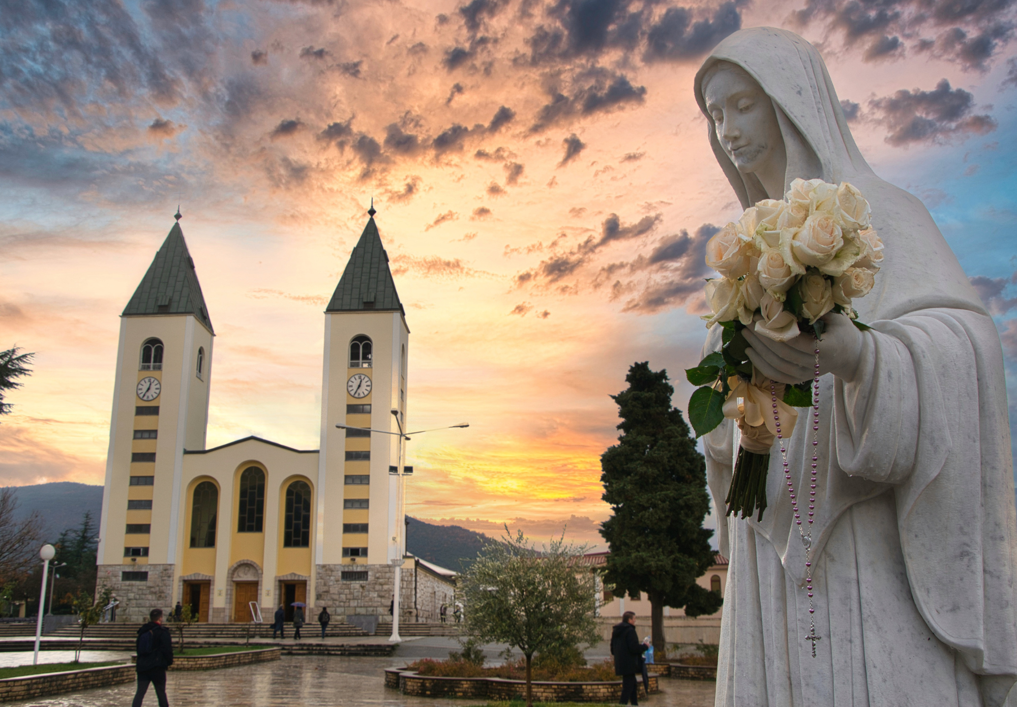 Viaje organizado a Eslovenia - los Alpes eslovenos Santuario en Medjugorje